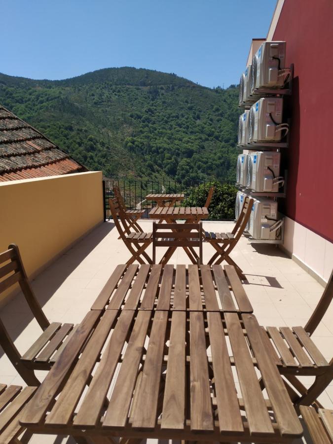 Entresocalcos Hostel Лорига Екстериор снимка